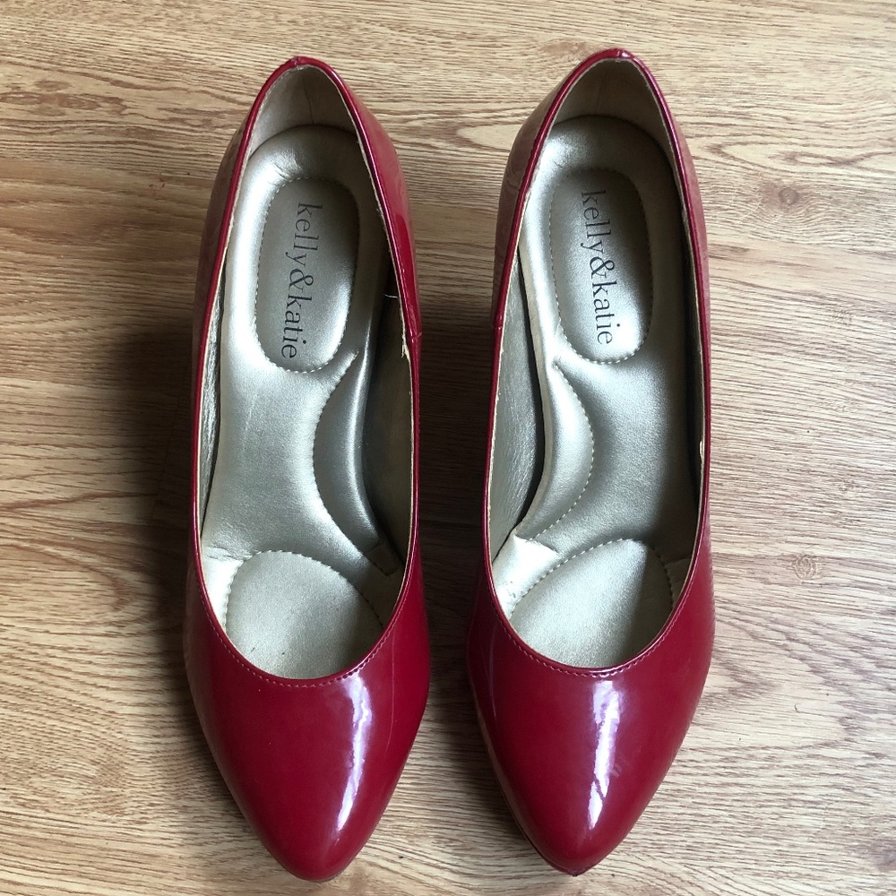 Kelly & Katie Cherry Red Pointed Toe Stiletto High Heels Pumps Size 7.5